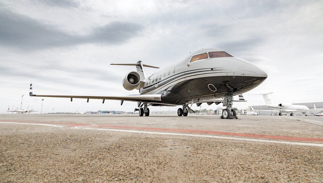 private jet plane hire cairo bombardier CL605