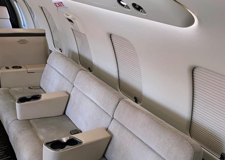 private plane cairo bombardier challenger hire