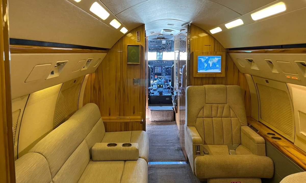 private plane lease egypt gulfstream G400 business jet